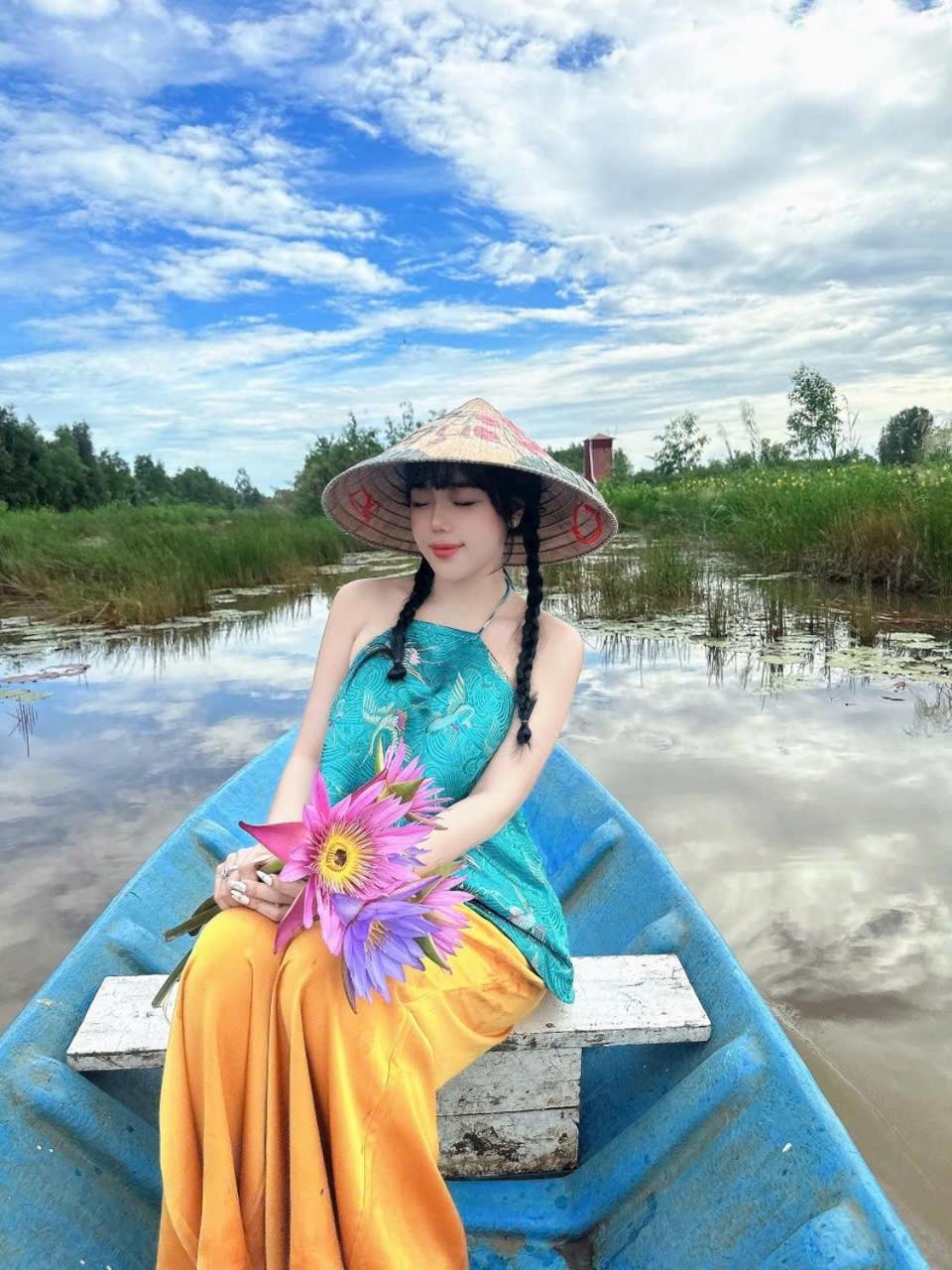 Bungalow - Farmstay Hoa Rung U Minh Ca Mau ภายนอก รูปภาพ
