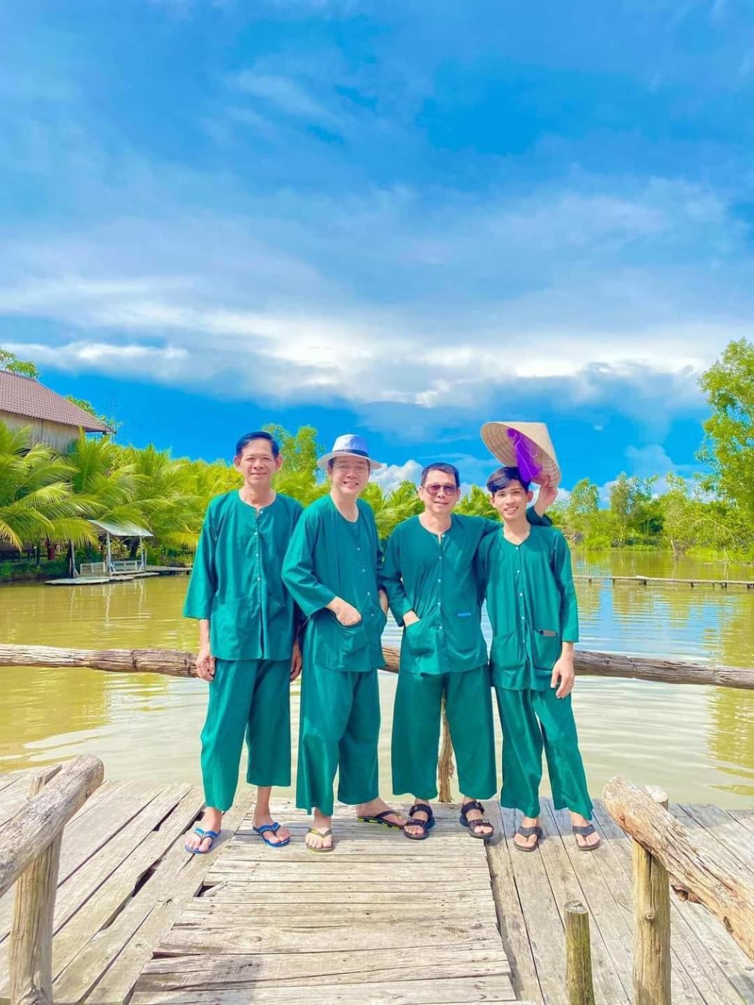 Bungalow - Farmstay Hoa Rung U Minh Ca Mau ภายนอก รูปภาพ